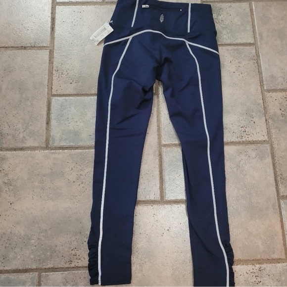 Free People Movement Legging High Rise Slate XS NWOT - Picture 15 of 15